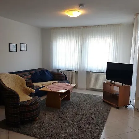 Gaestehaus-zum-see *